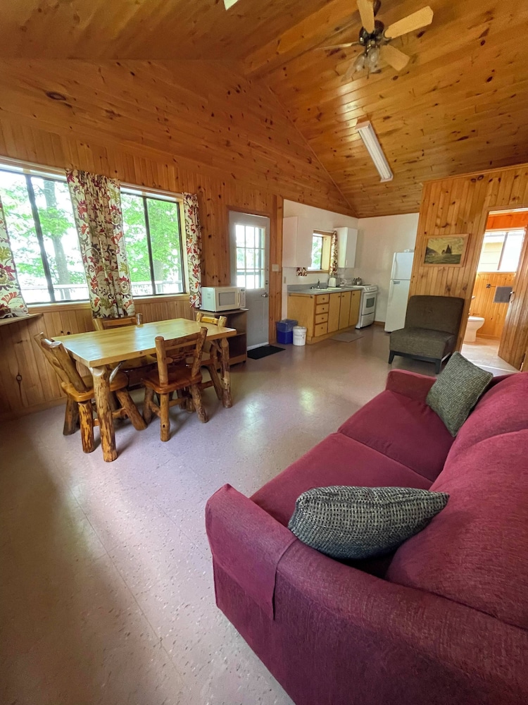 Standard Cottage, 2 Bedrooms, Lake View photo 1