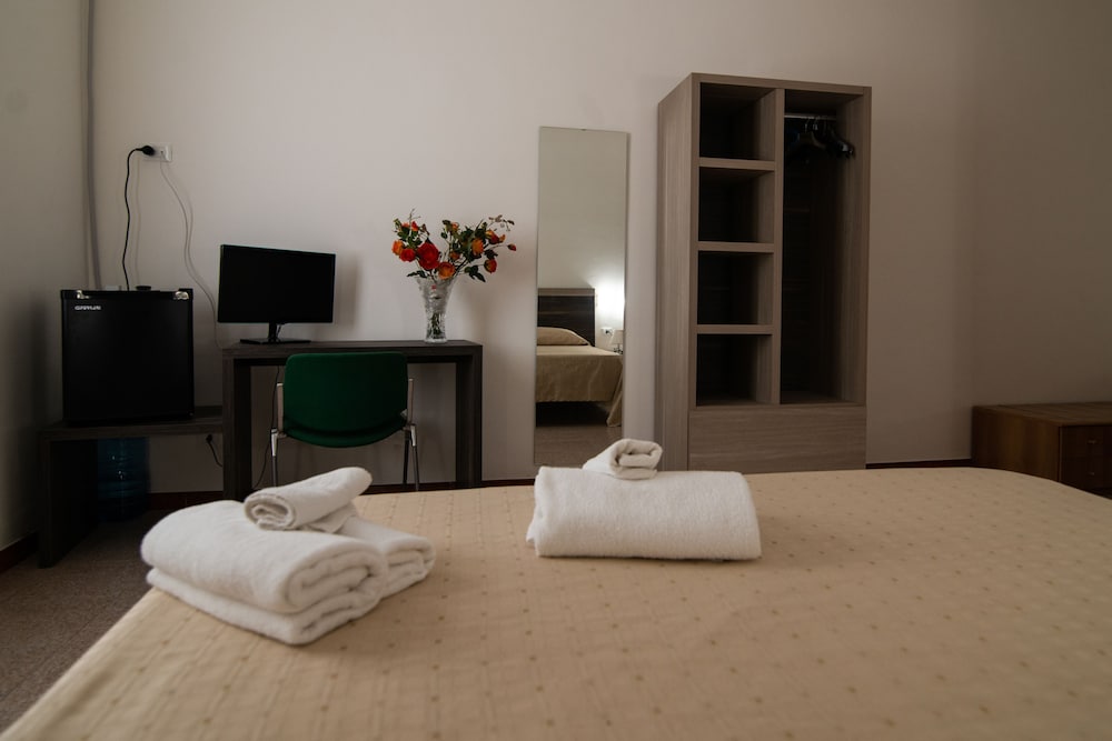 Classic Double Room, 1 Double Bed photo 3