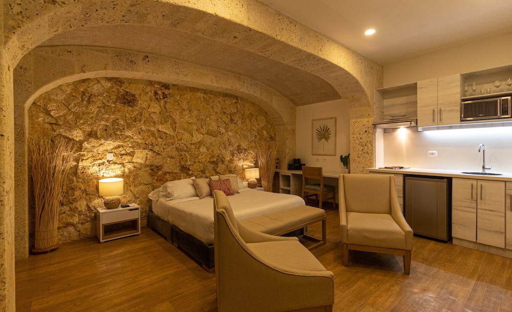 Standard Studio Suite photo 2