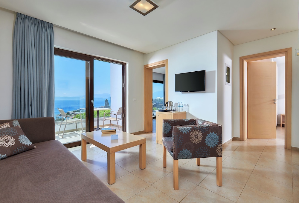 Family Suite Sea View