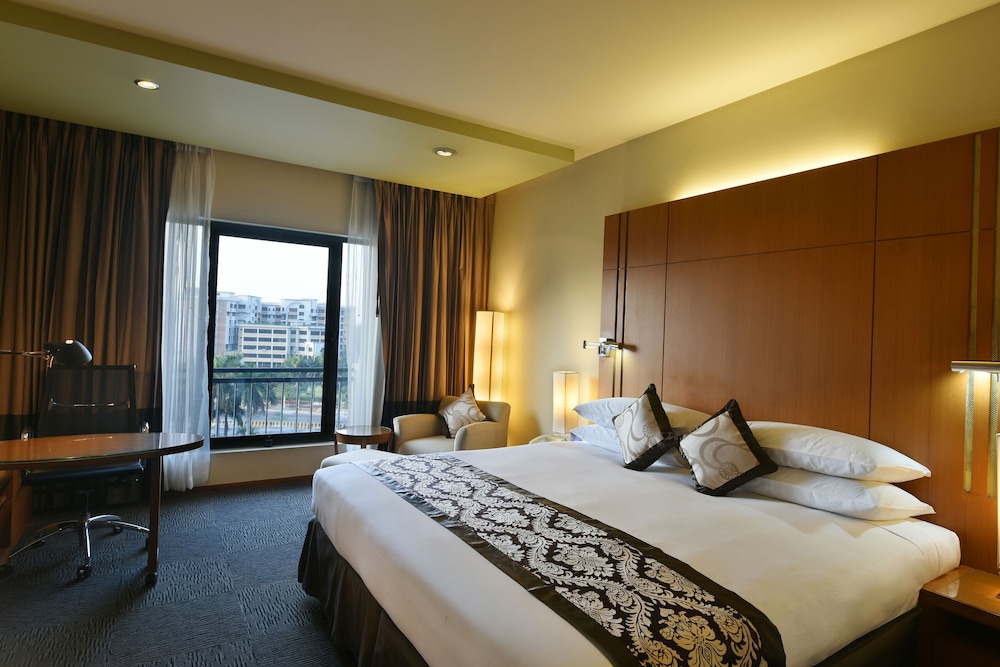 Deluxe Room - Photo 4