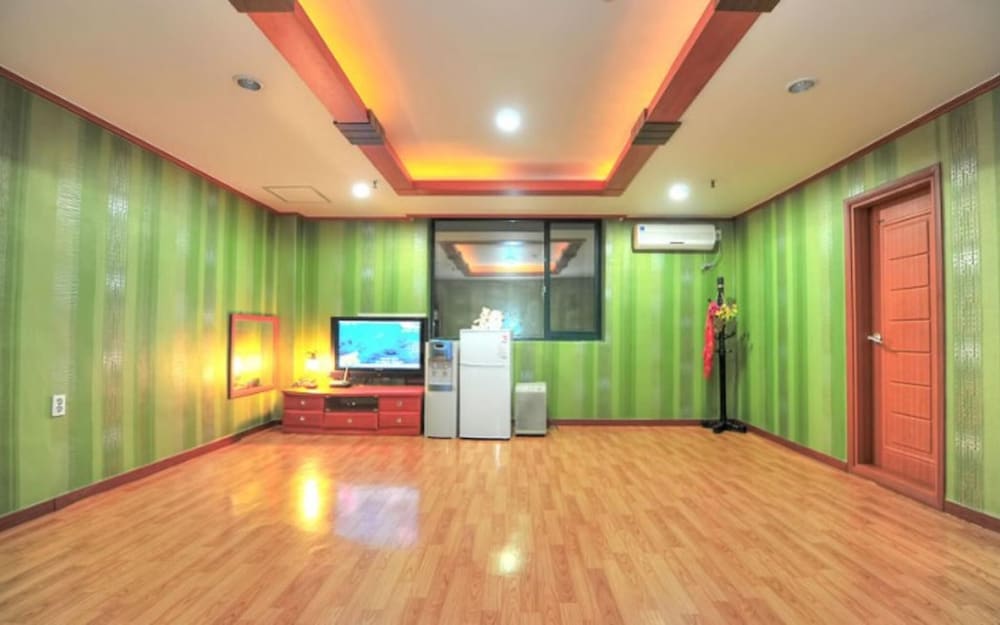 Room (Gather 12)