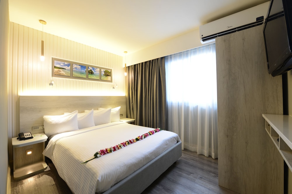 Room, 1 Queen Bed with Sofa bed, Non Smoking