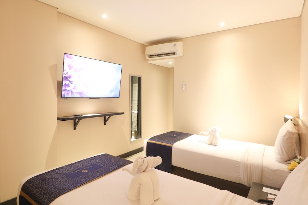 Superior Room, 2 Twin Beds photo 3
