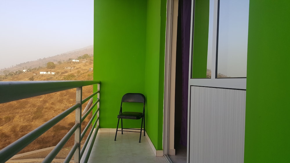 Twin Room, Non Smoking photo 3