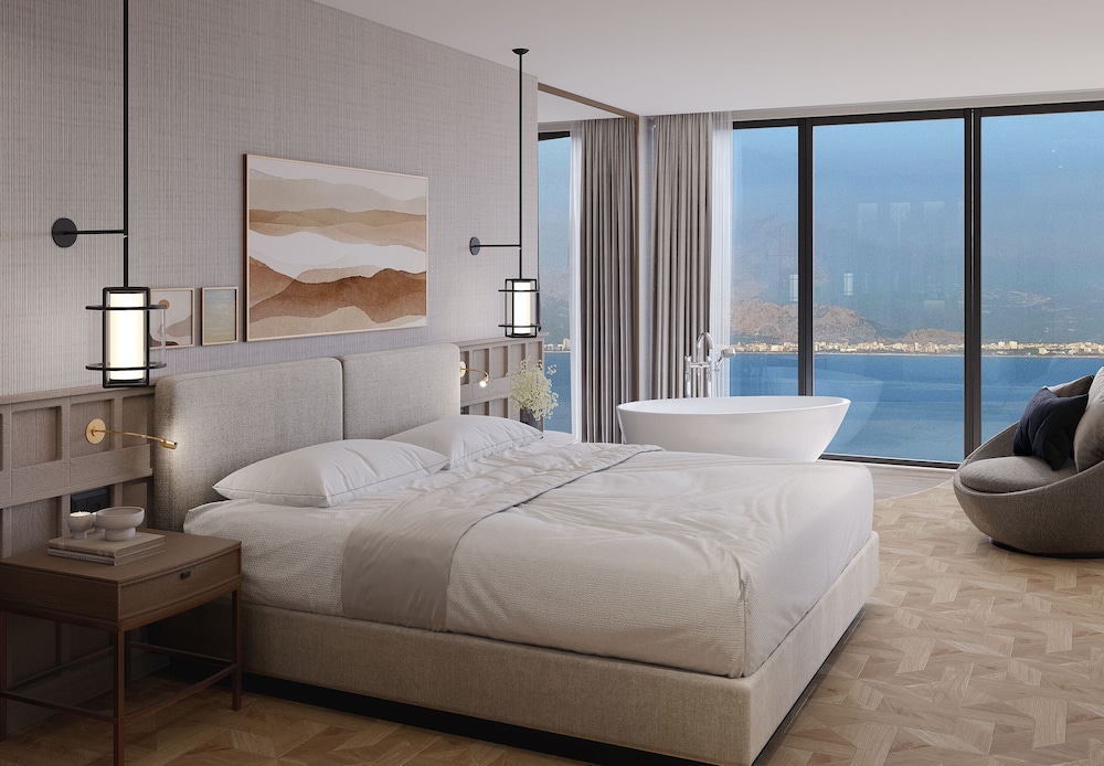 Skyline Suite - Photo 3
