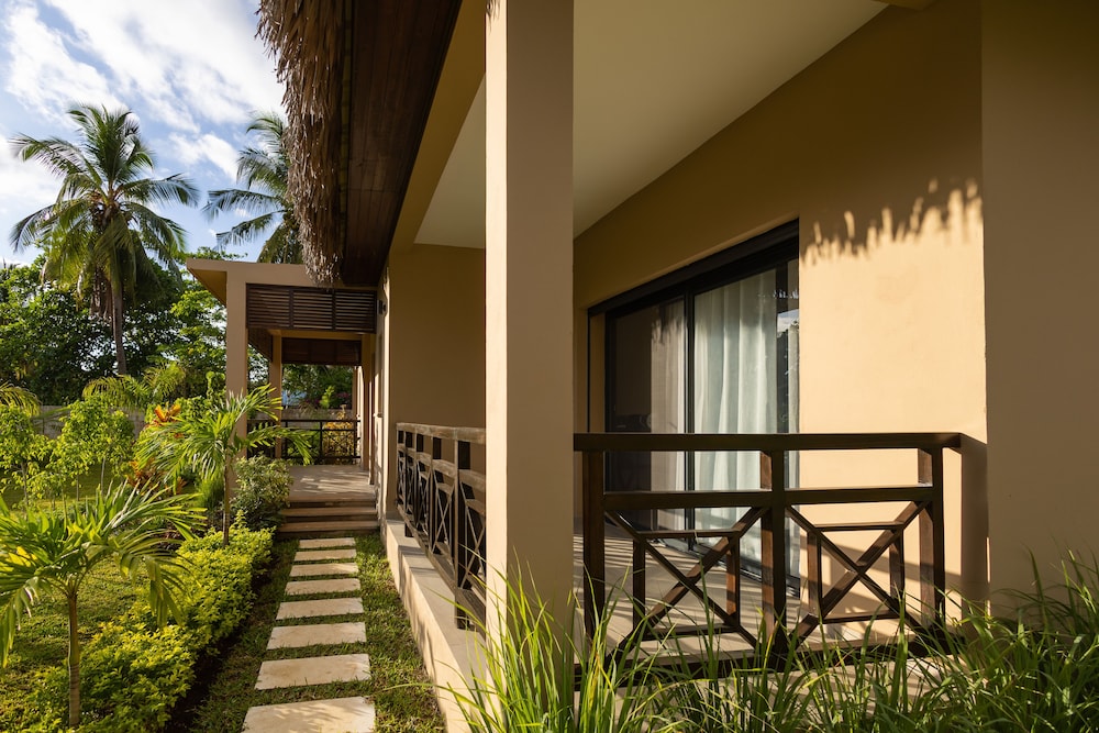 Deluxe Villa, 4 Bedrooms, Private Pool, Beachside photo 3