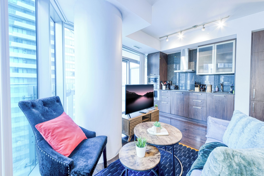 Premier Apartment thumbnail 6