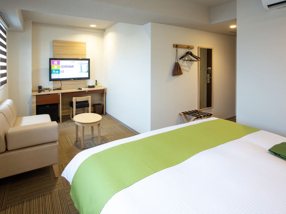 Double Room, Non Smoking - Photo 4
