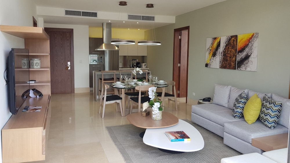 Condo, 1 Bedroom (All Inclusive) photo 2