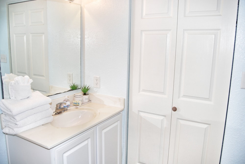 Condo, 1 Bedroom photo 3