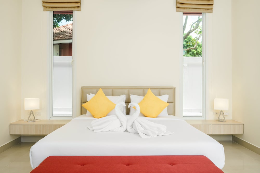 room photo