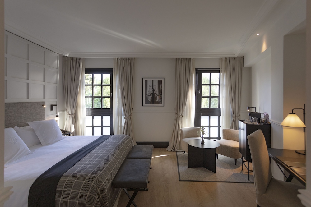 Executive Double Room - Photo 1