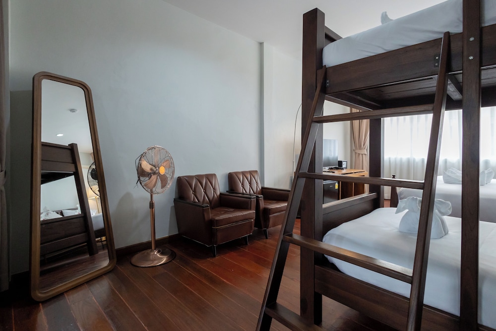 Deluxe Triple Room photo 3