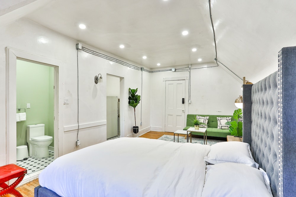 Premium Studio Suite photo 1