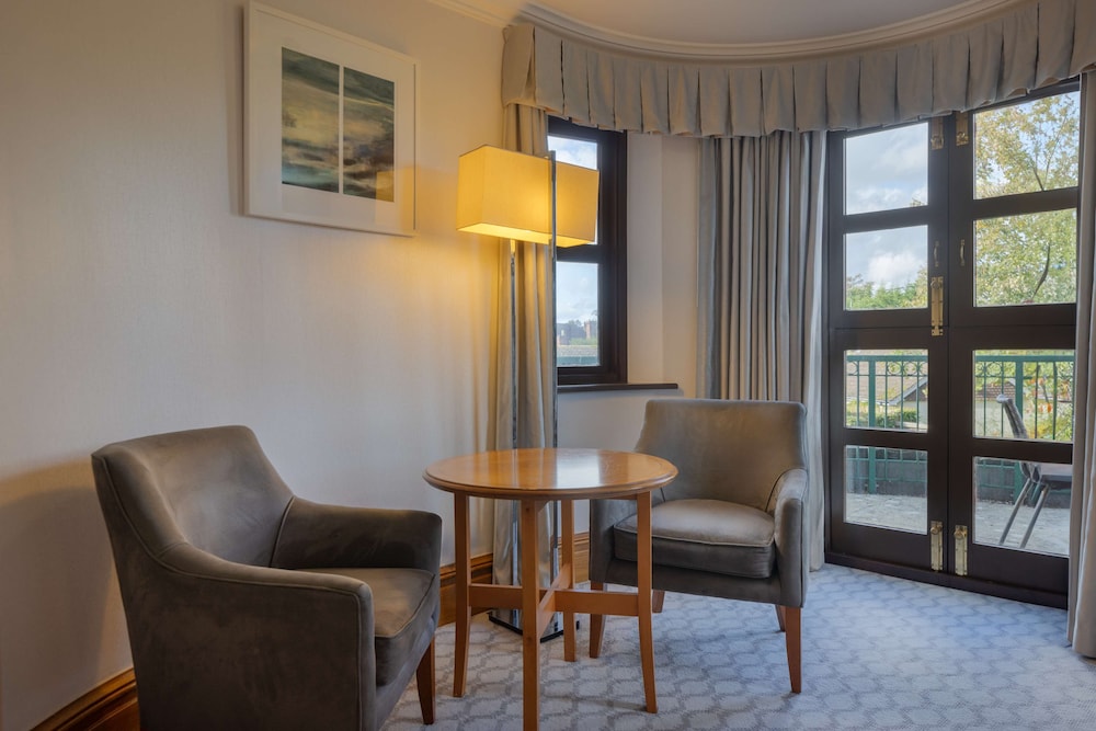 Queen Balcony Room - Photo 3