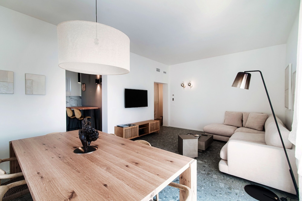 Apartment, Patio, City View