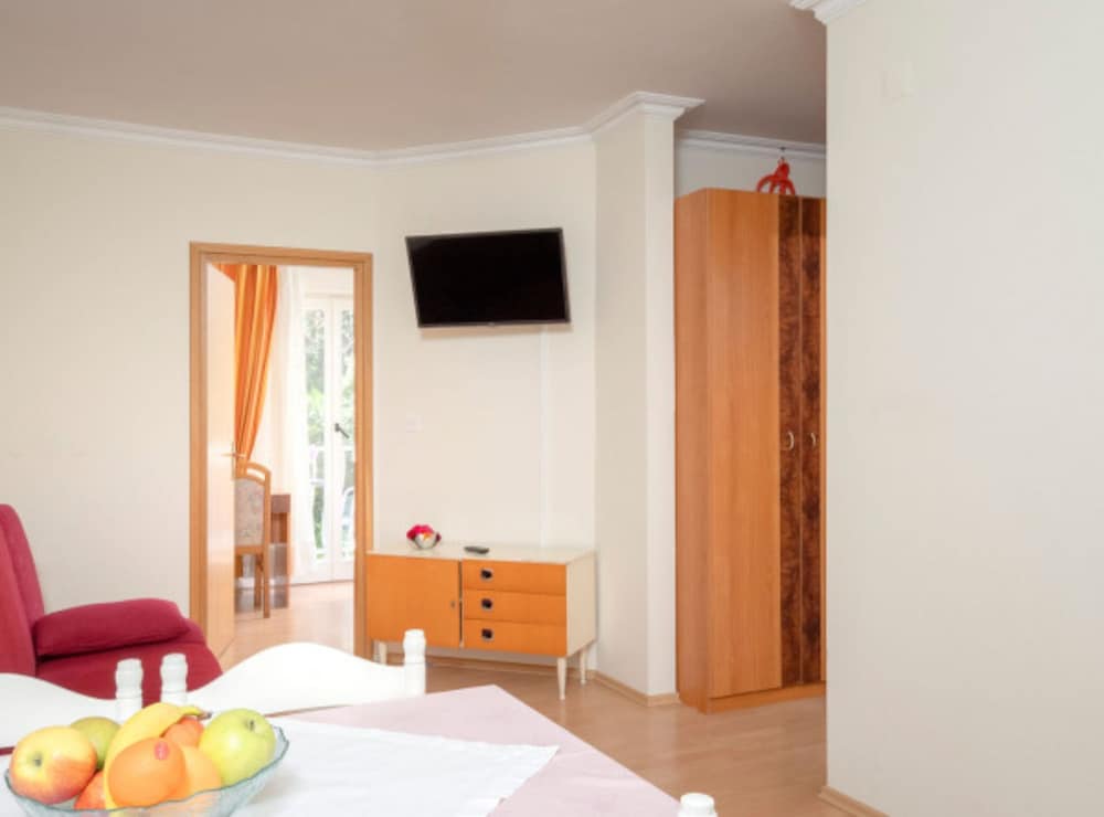 Apartment (Studio)
