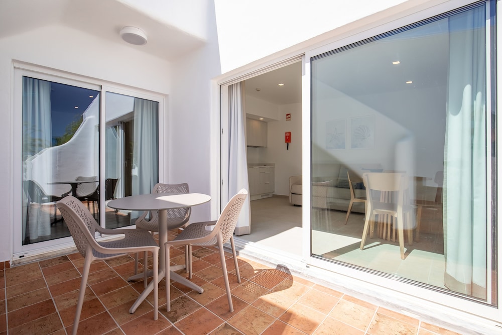 Standard Villa, 1 Bedroom, Terrace, Garden View - Photo 8