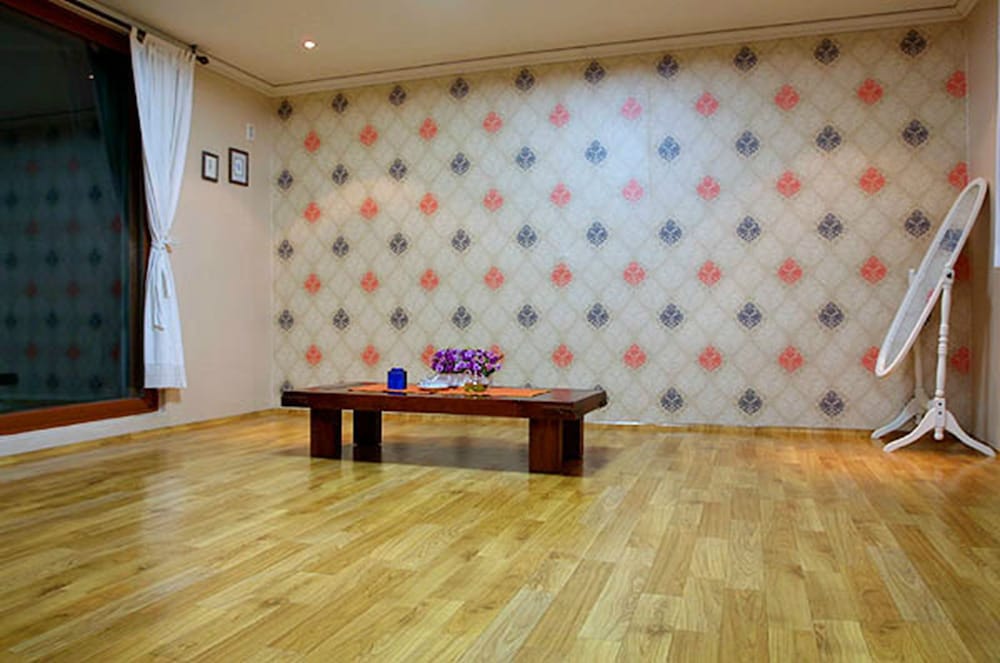 Room (Mooleung) photo 1