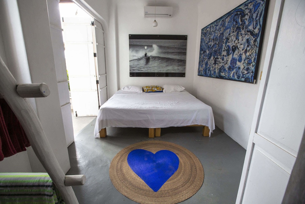 Gallery Double Room, 1 King Bed photo 1