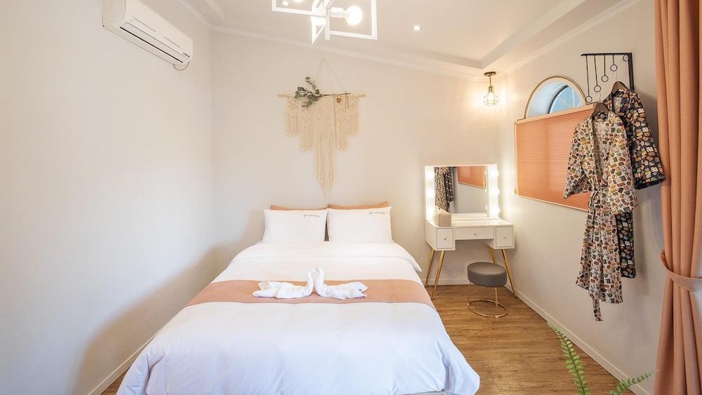 Basic Room, 1 Bedroom (107(with Pet,2nd floor)) - Photo 10