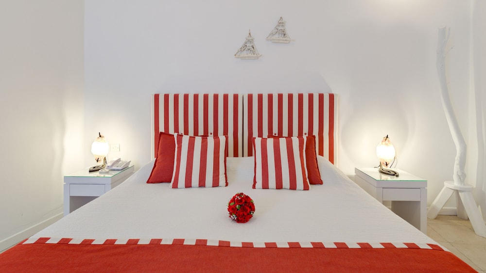 Standard Double Room - Photo 3