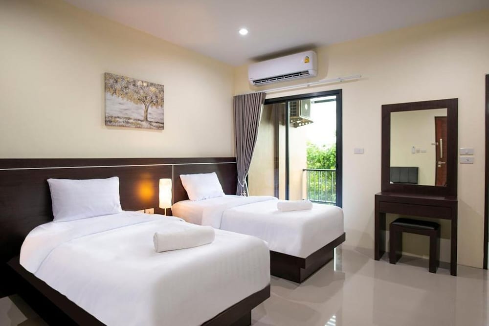 Superior Twin Room - Photo 1