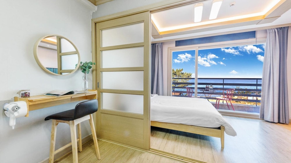 Basic Room, 1 Bedroom (Daisy) photo 1