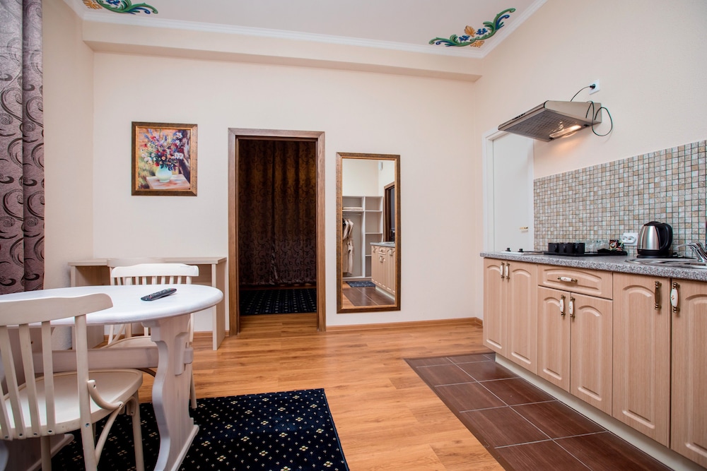 Suite, 1 Bedroom photo 1