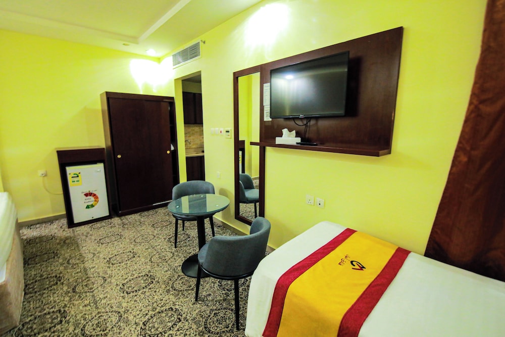 Room photo 2