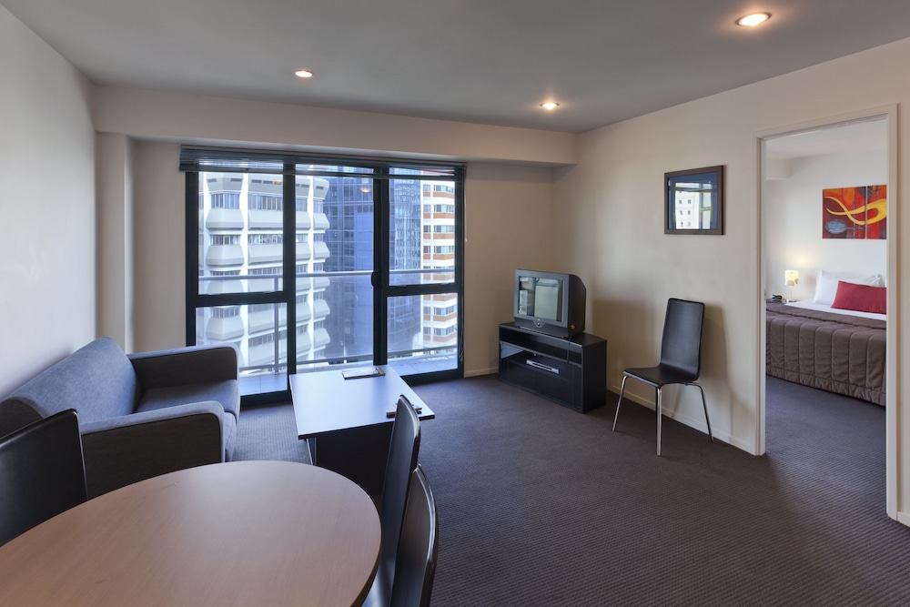 One Bedroom Apartment City View - Photo 9
