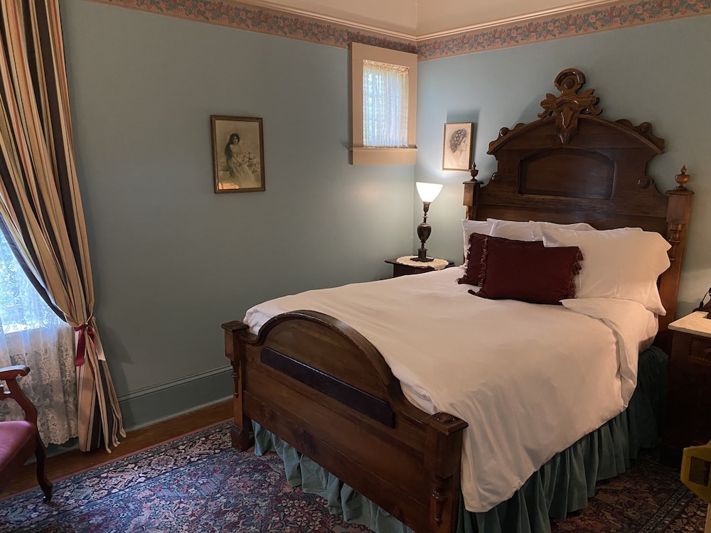 Standard Double Room, 1 Double Bed, Bathtub (Jane) photo 2