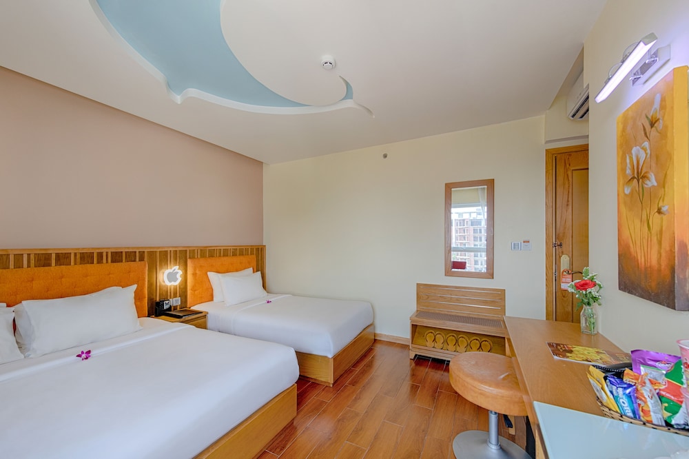 Family Triple Room, Multiple Beds, City View photo 2
