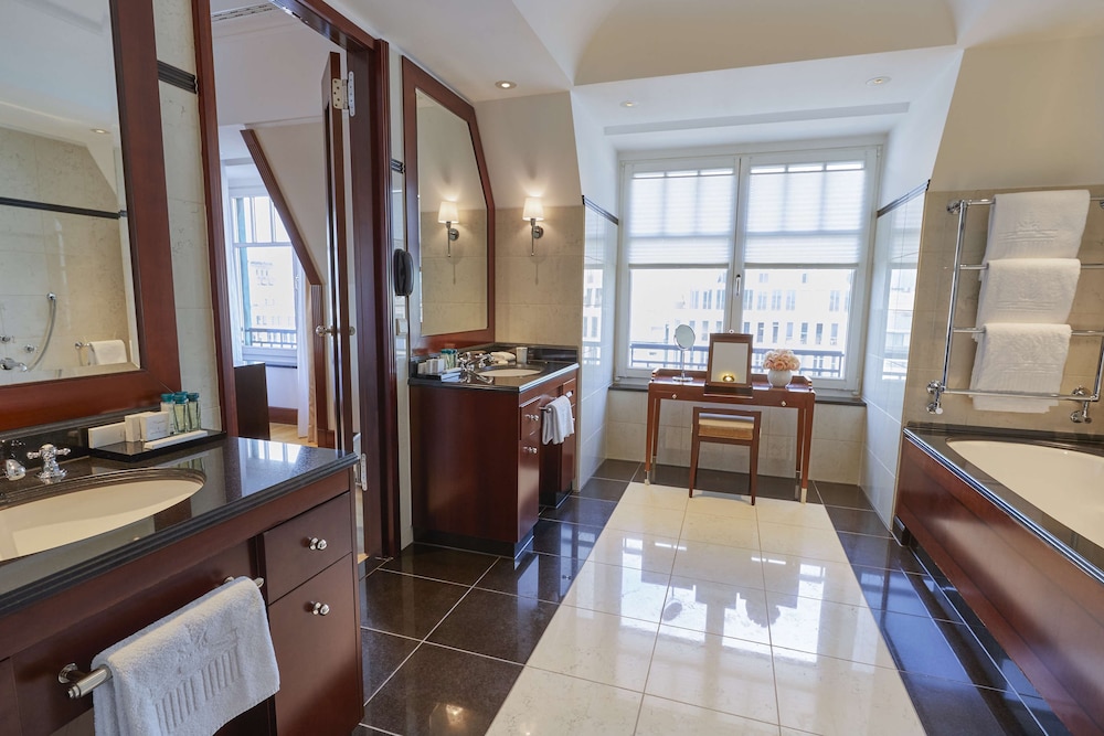 Brandenburger Tor Deluxe Suite