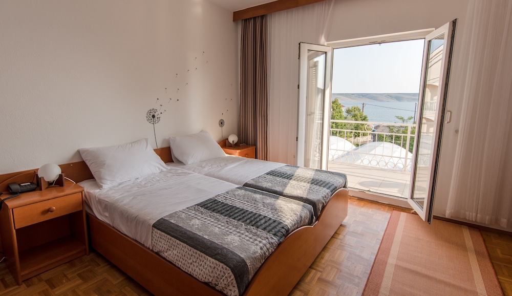 Family Quadruple Room, Balcony, Sea View photo 1
