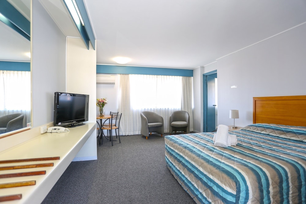 2 Bedroom Family Suite photo 1