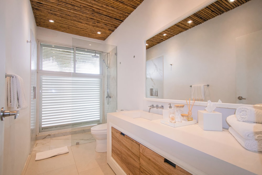 Family Villa, 4 Bedrooms, Sea View photo 3