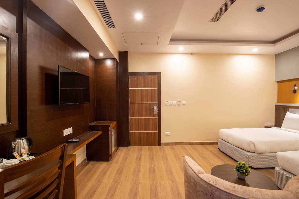 Luxury Studio Suite photo 2