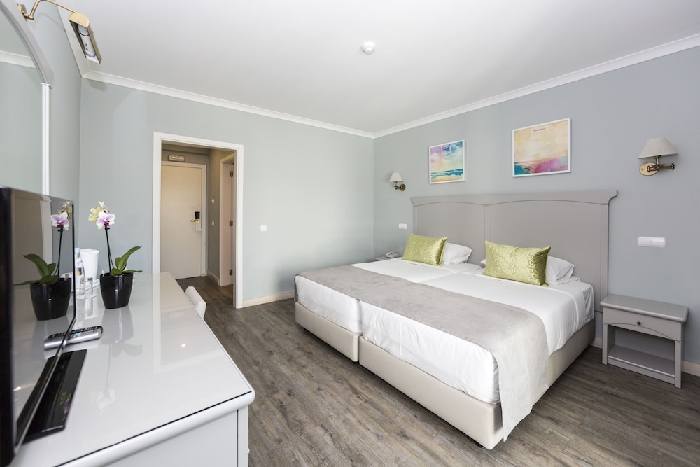 Classic Double or Twin Room - Photo 4