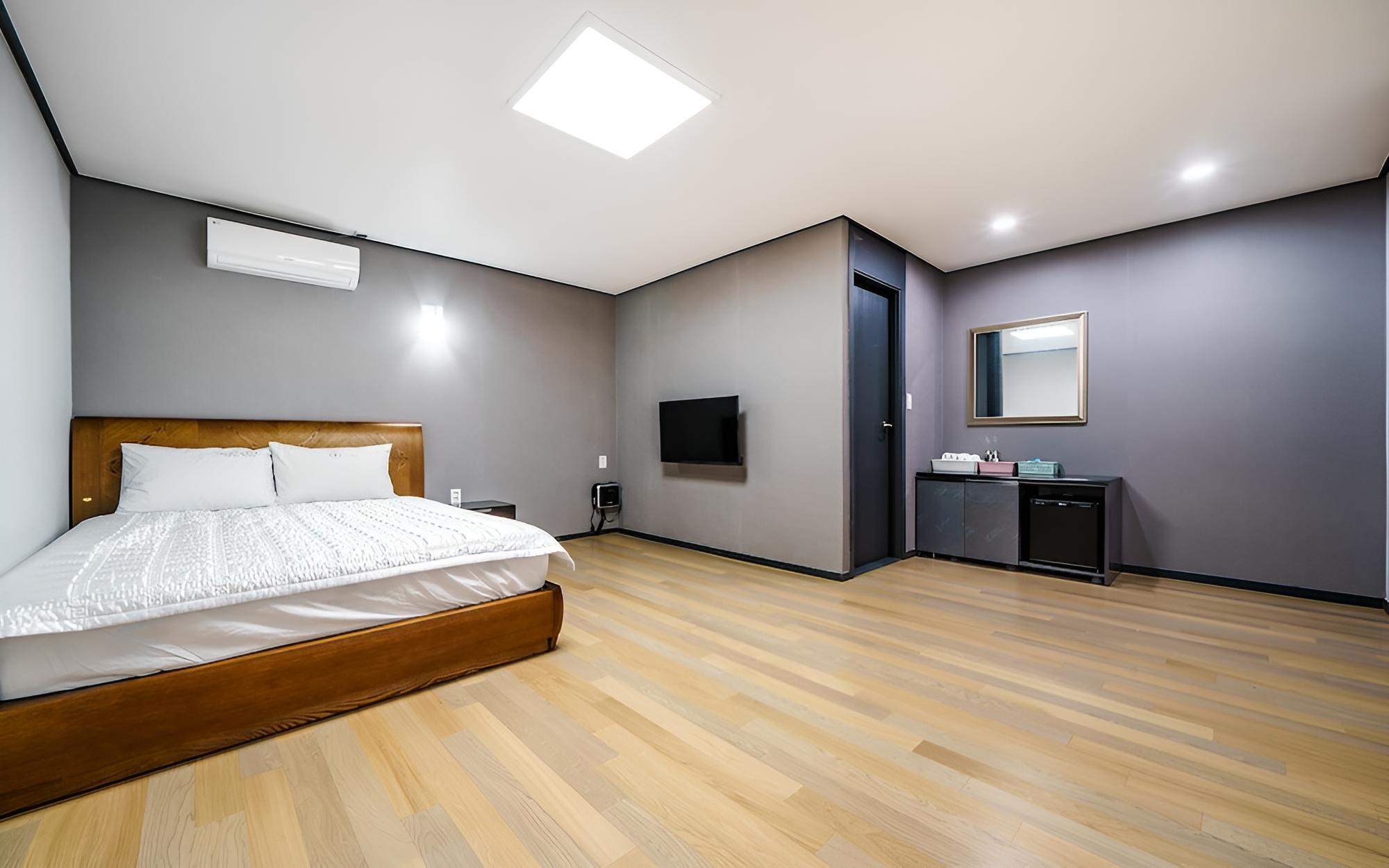 Room (Pension Room B (3 people)) - Photo 5