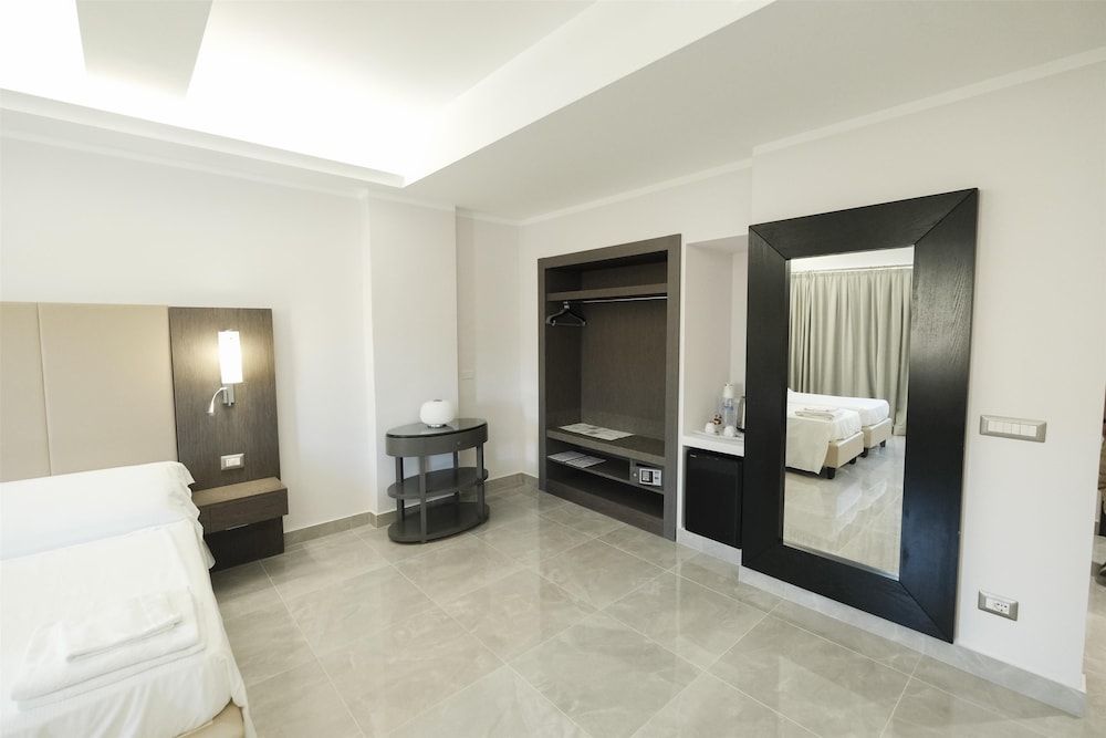 Superior Room, 3 Twin Beds, Non Smoking