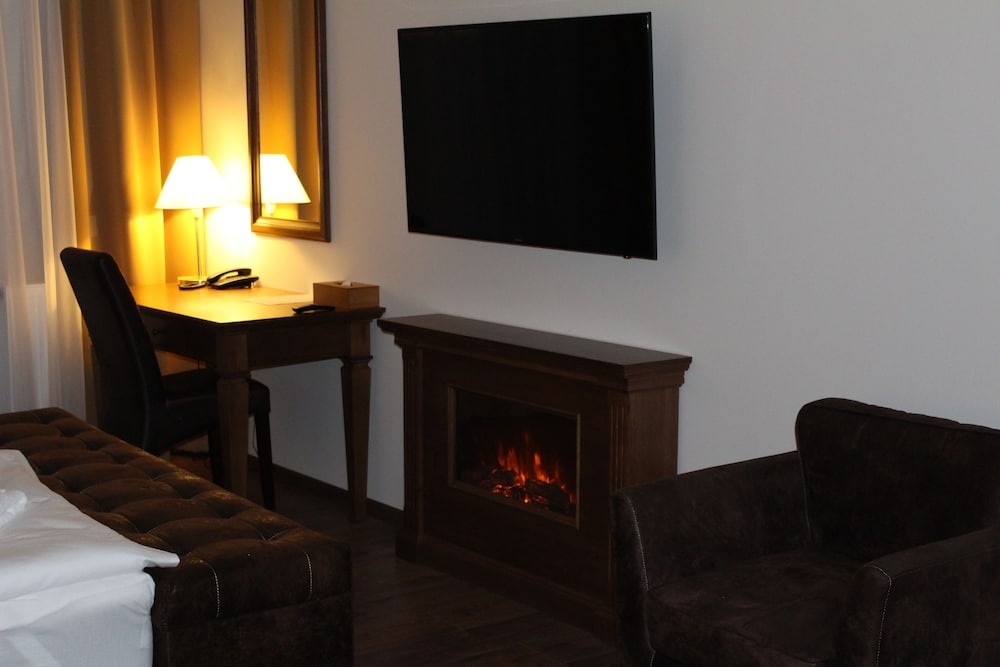 Premium Triple Room, 1 Bedroom photo 3