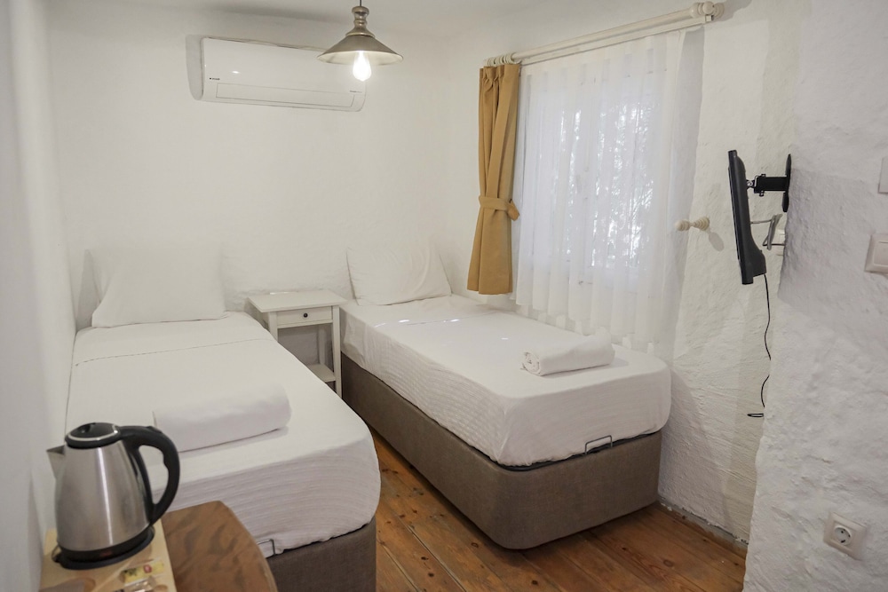 Standard Room, 2 Twin Beds