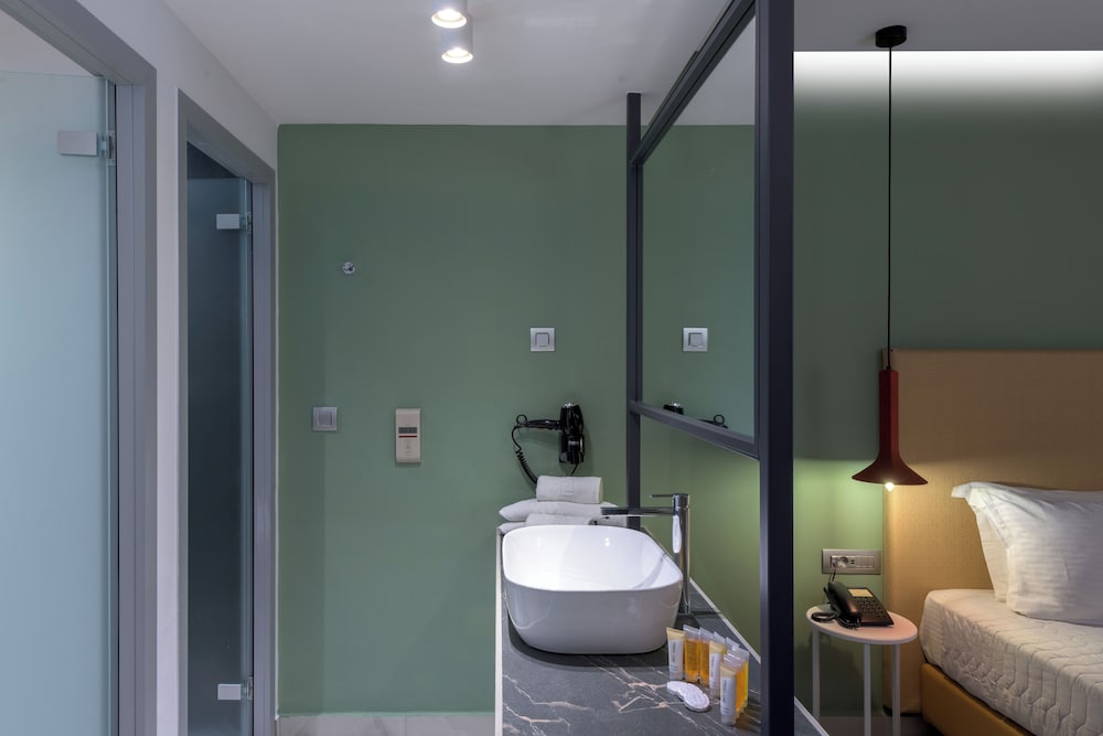 Superior Double Room, Garden View photo 2
