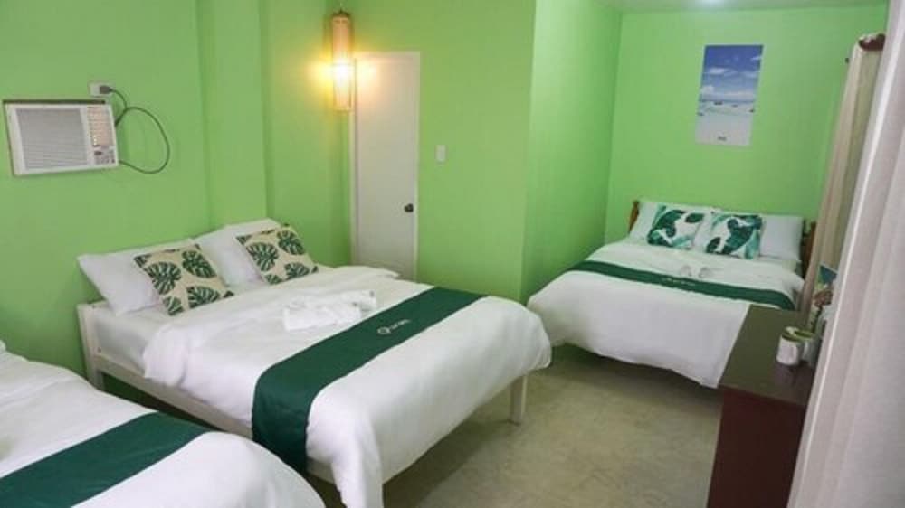 Deluxe Triple Room photo 1