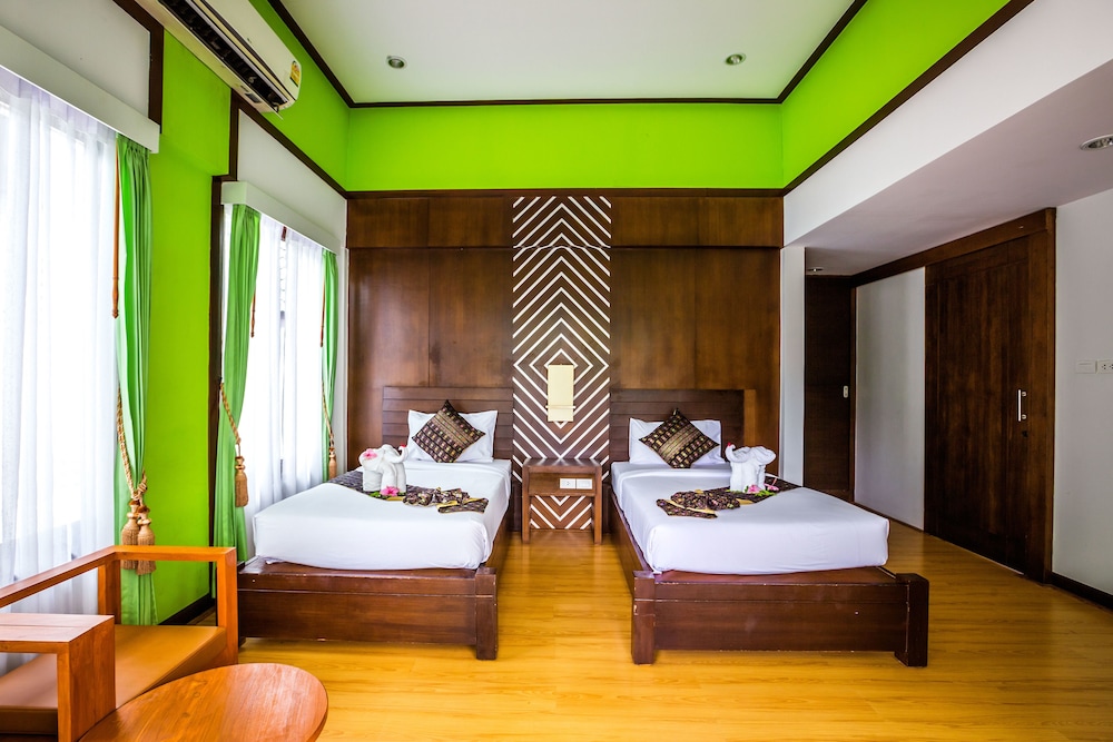 Luxury Twin Bungalow photo 3