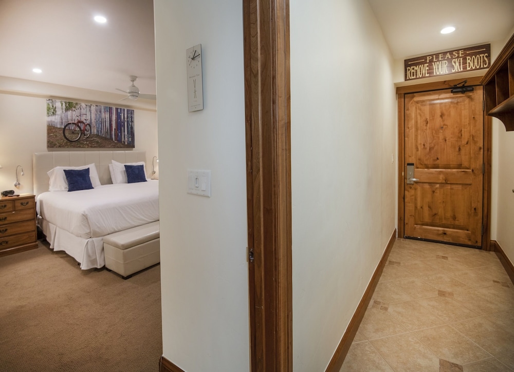 Condo, 1 Bedroom