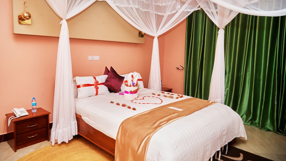 Comfort Single Room, Balcony, Garden View