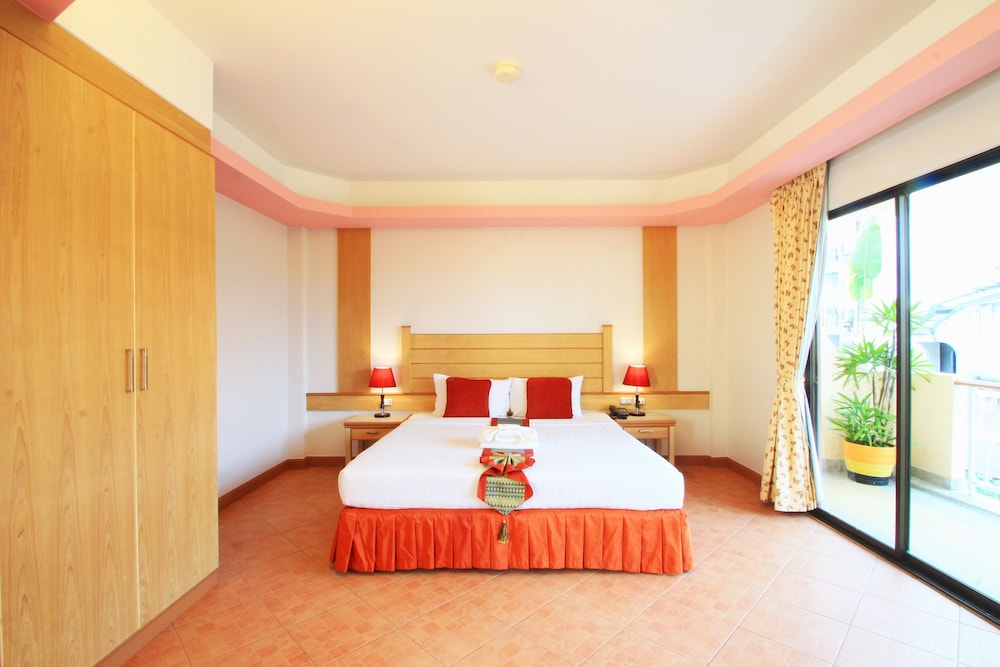 Superior Double or Twin Room - Photo 10